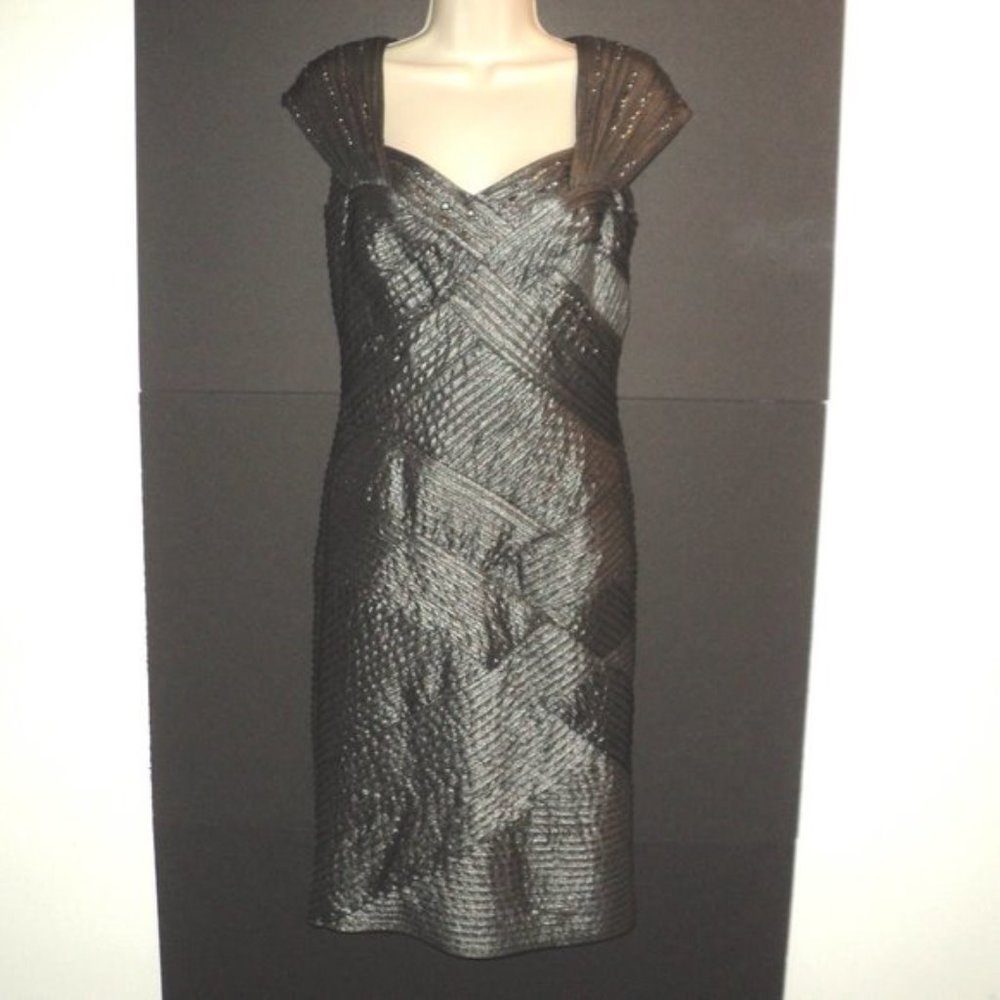 Tadashi Shoji Women's Size 6 Designer Dress Silver Cocktail Pleated Knee Length